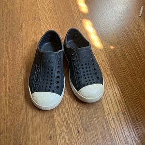 Native Black Sneakers Perforated Slip-On Comfort